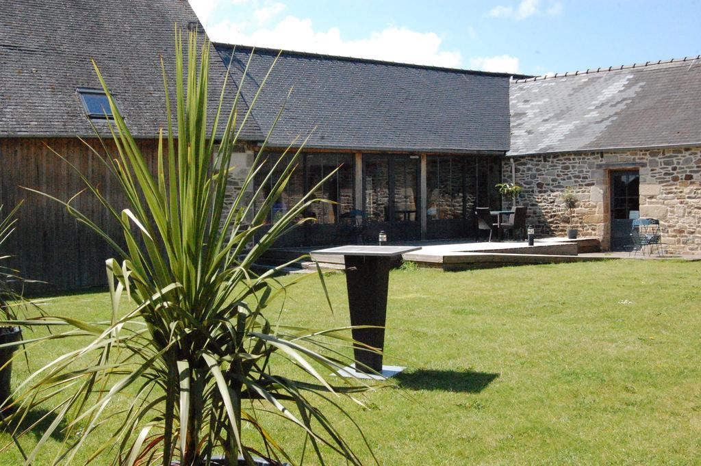 Maison D'Hotes & Gites Domaine De La Garaye Dinan Eksteriør billede